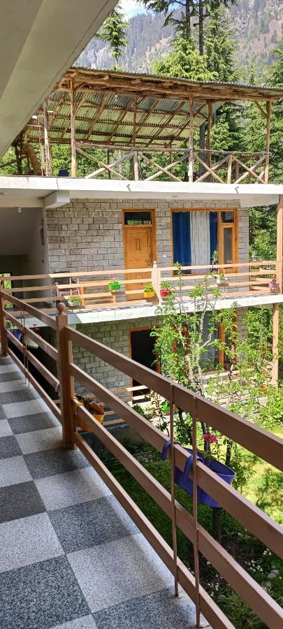 The Doors Inn Manāli Екстериор снимка
