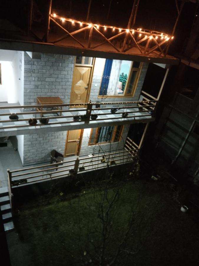 The Doors Inn Manāli Екстериор снимка