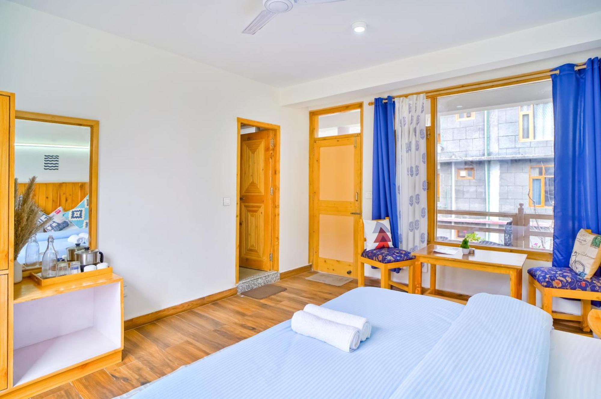 The Doors Inn Manāli Екстериор снимка
